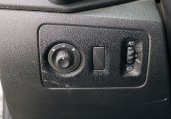 Подержанный автомобиль LADA (ВАЗ) XRAY 2016 года (17 фото)