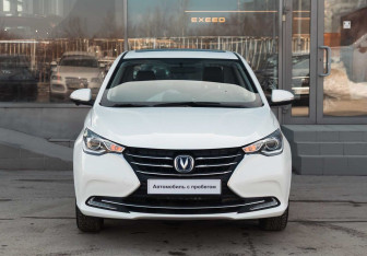 Подержанный автомобиль Changan Alsvin 2023 года (2 фото)