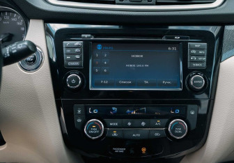 Подержанный автомобиль Nissan X-Trail 2018 года (14 фото)