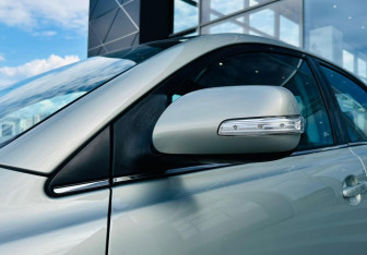 Подержанный автомобиль Toyota Avensis Sedan 2007 года (24 фото)