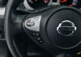 Подержанный автомобиль Nissan Juke 2012 года (12 фото)
