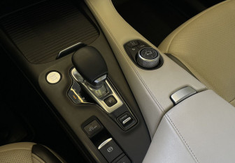Подержанный автомобиль Infiniti QX50 2021 года (13 фото)