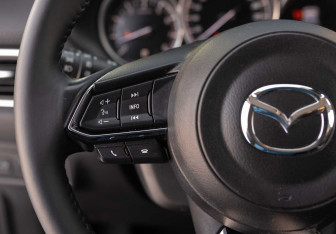 Подержанный автомобиль Mazda CX-5 2021 года (12 фото)