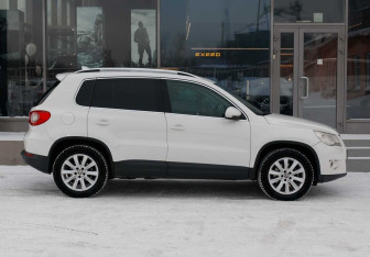 Подержанный автомобиль Volkswagen Tiguan 2010 года (4 фото)
