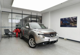 Подержанный автомобиль Nissan Juke 2012 года (3 фото)