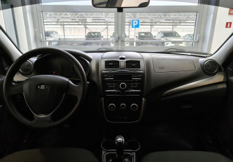 Подержанный автомобиль LADA (ВАЗ) Granta Hatchback 2019 года (9 фото)