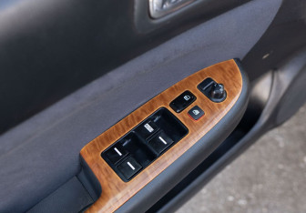 Подержанный автомобиль Honda Accord Sedan 2005 года (16 фото)