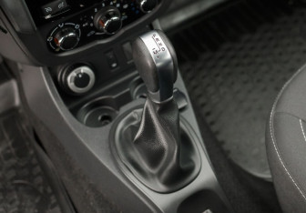 Подержанный автомобиль Renault Duster 2020 года (16 фото)