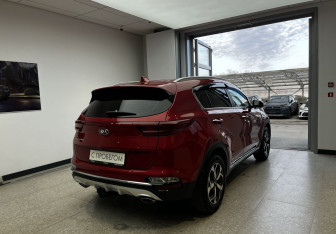 Подержанный автомобиль Kia Sportage 2019 года (4 фото)