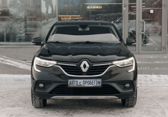 Подержанный автомобиль Renault Arkana 2021 года (2 фото)