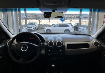 Подержанный автомобиль LADA (ВАЗ) Largus Wagon 2016 года (9 фото)