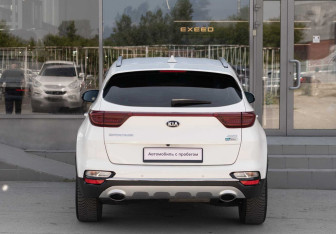 Подержанный автомобиль Kia Sportage 2020 года (6 фото)