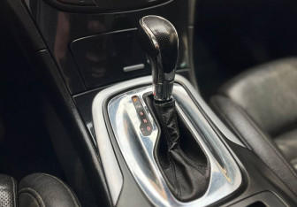 Подержанный автомобиль Opel Insignia Sedan 2014 года (13 фото)