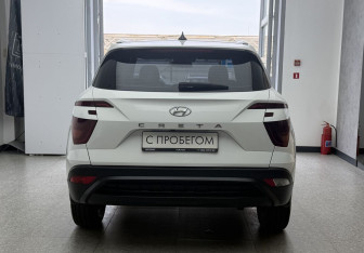 Подержанный автомобиль Hyundai Creta 2021 года (5 фото)