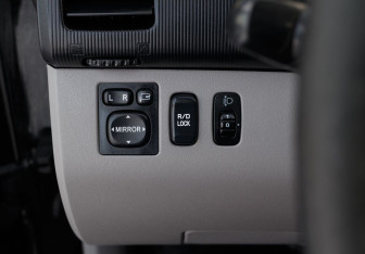 Подержанный автомобиль Mitsubishi Pajero Sport 2010 года (17 фото)