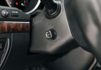 Подержанный автомобиль Toyota Land Cruiser Suv 2008 года (19 фото)