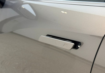 Подержанный автомобиль Wey Coffee 01 2023 года (11 фото)