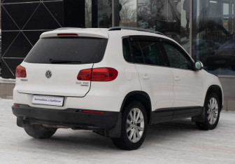 Подержанный автомобиль Volkswagen Tiguan 2011 года (5 фото)