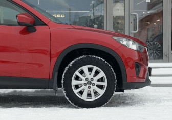 Подержанный автомобиль Mazda CX-5 2013 года (9 фото)