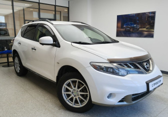 Подержанный автомобиль Nissan Murano Suv 2015 года (4 фото)