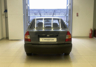 Подержанный автомобиль Hyundai Accent Sedan 2007 года (5 фото)