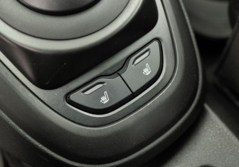 Подержанный автомобиль LADA (ВАЗ) Vesta Sedan 2016 года (16 фото)