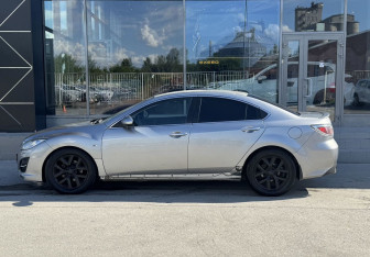 Подержанный автомобиль Mazda 6 Sedan 2010 года (2 фото)