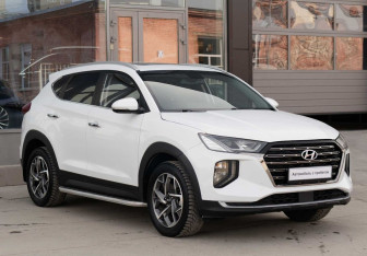 Подержанный автомобиль Hyundai Tucson 2020 года (3 фото)