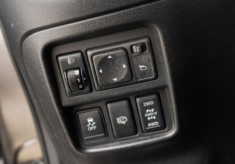 Подержанный автомобиль Nissan Juke 2011 года (17 фото)