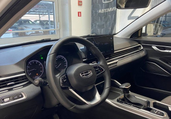 Подержанный автомобиль Geely Emgrand 2024 года (13 фото)