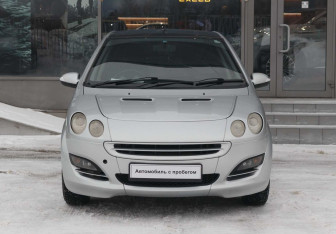 Подержанный автомобиль Smart Forfour 2004 года (2 фото)