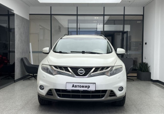 Подержанный автомобиль Nissan Murano Suv 2010 года (2 фото)