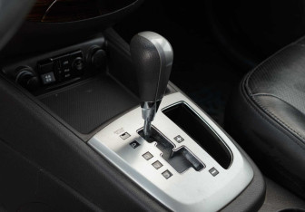 Подержанный автомобиль Hyundai Santa Fe 2011 года (15 фото)