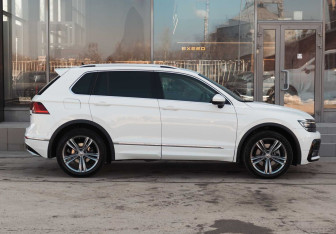 Подержанный автомобиль Volkswagen Tiguan 2018 года (4 фото)