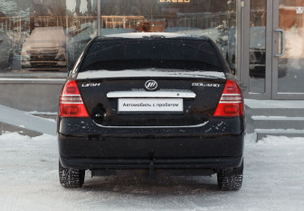 Подержанный автомобиль Lifan Solano 2013 года (6 фото)