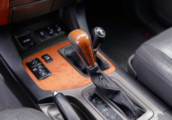 Подержанный автомобиль Lexus GX 2003 года (16 фото)