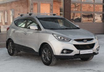 Подержанный автомобиль Hyundai ix35 2014 года (3 фото)