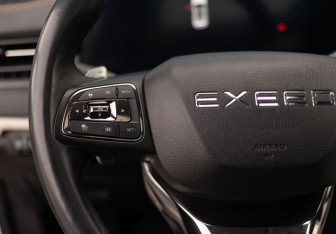 Подержанный автомобиль Exeed TXL 2022 года (12 фото)