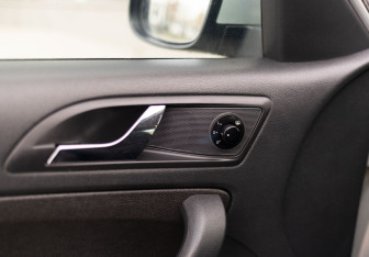 Подержанный автомобиль Skoda Yeti 2013 года (16 фото)