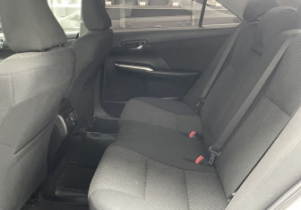 Подержанный автомобиль Toyota Camry Sedan 2015 года (11 фото)