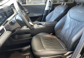 Подержанный автомобиль Chery Arrizo 8 2023 года (8 фото)