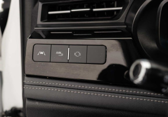 Подержанный автомобиль Omoda S5 2023 года (17 фото)