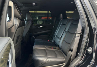 Подержанный автомобиль Cadillac Escalade Suv 2019 года (22 фото)