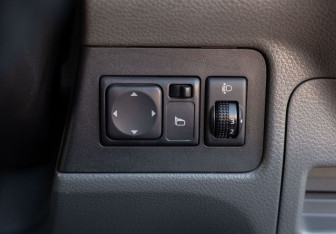 Подержанный автомобиль Nissan NV200 2014 года (17 фото)