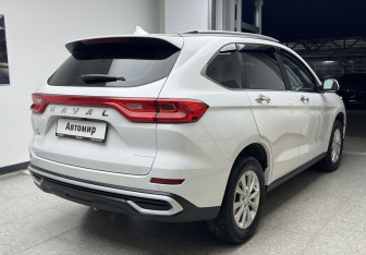 Подержанный автомобиль Haval M6 2023 года (4 фото)
