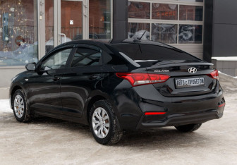Подержанный автомобиль Hyundai Solaris Sedan 2018 года (7 фото)