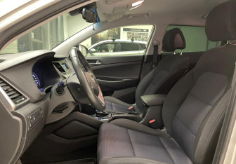 Подержанный автомобиль Hyundai Tucson 2016 года (7 фото)