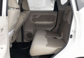 Подержанный автомобиль Daihatsu Move 2015 года (18 фото)