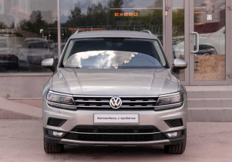 Подержанный автомобиль Volkswagen Tiguan 2018 года (2 фото)