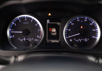 Подержанный автомобиль Toyota Highlander 2018 года (13 фото)